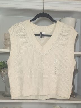 H&M Women's  Cream V-Neck Knit Sweater Vest - Sleeveless